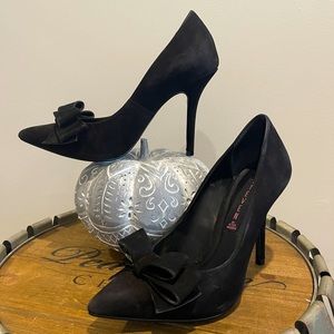 🎀EUC STEVEN by  Steve Madden Ravesh Leather Heels w/ Bow size 6.5